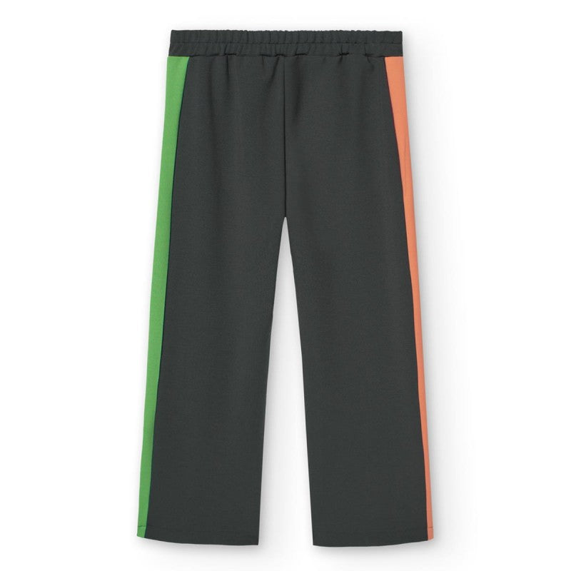 Vista trasera del pantalón infantil de Boboli en color negro con franjas