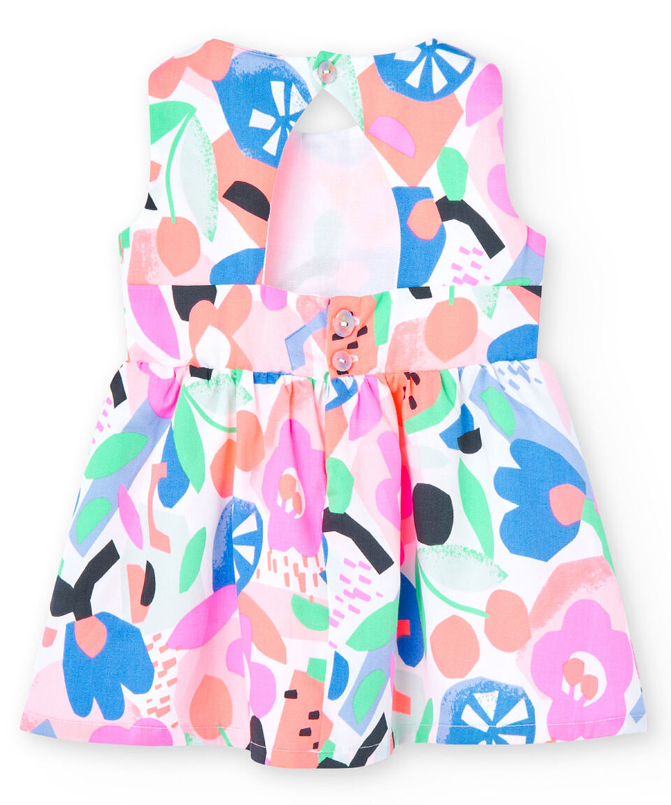 Vista trasera de vestido para bebé de la marca Boboli con estampado floral en colores vibrantes como rosa, azul, verde y naranja sobre fondo blanco. Diseño sin mangas con abertura en la espalda y cierre de botones.