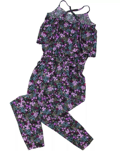 Vista trasera del jumper largo de Boboli con estampado floral en tonos morados y rosas sobre fondo negro, con tirantes delgados y detalle de olanes en la parte superior.