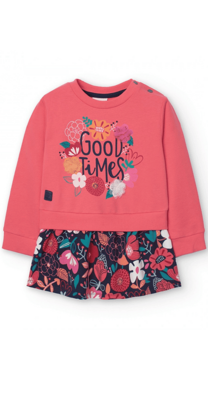 Vestido sudadera Boboli de Cachaboo en color rosa, con estampado floral, falda integrada y mensaje "Good Times" en el frente.